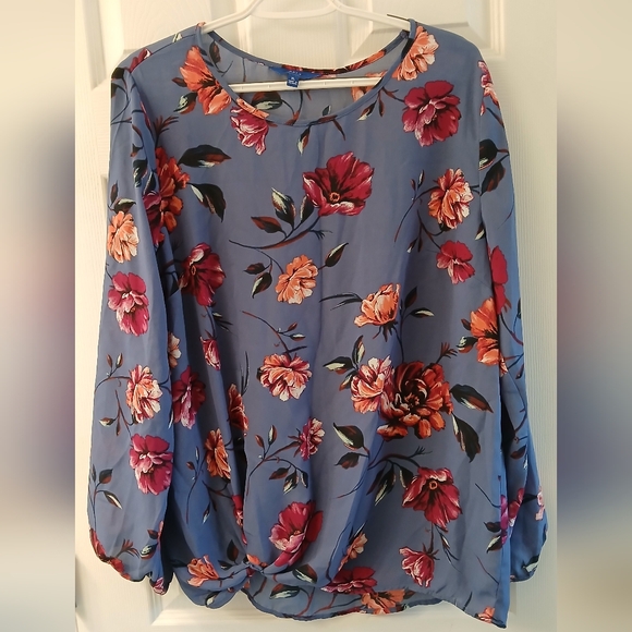 Apt. 9 Tops - Apt. 9 Floral Scoop‑Neck Blouse – Dark Periwinkle – Size XL – Gently Used
